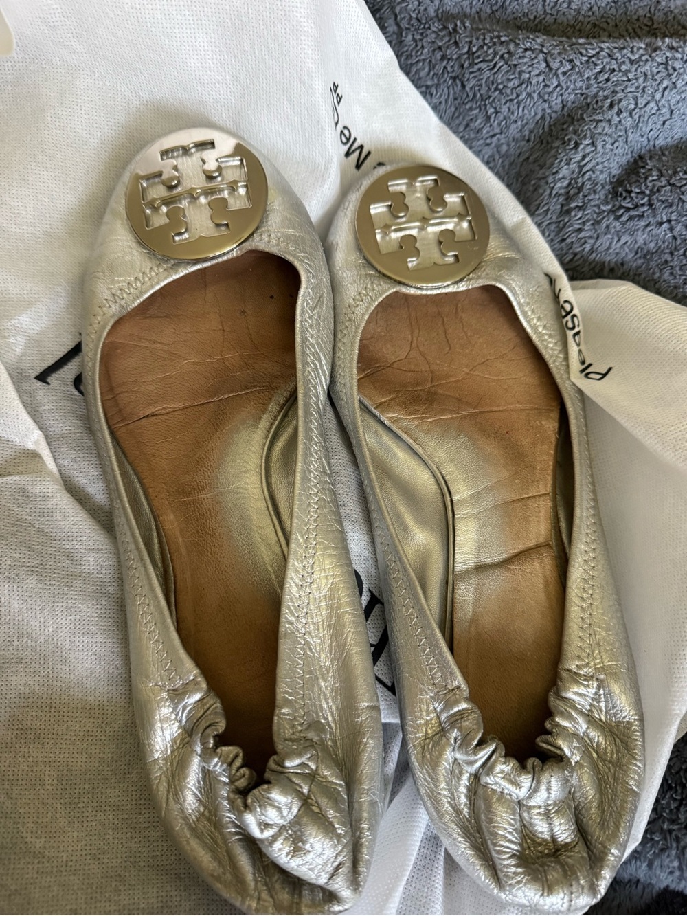 Tory Burch Metallic Silver Logo Round-Toe Ballet Flats